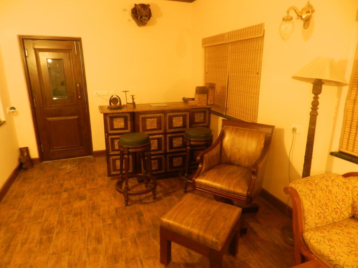 Awtar Mansion Panzió Agra  Kültér fotó